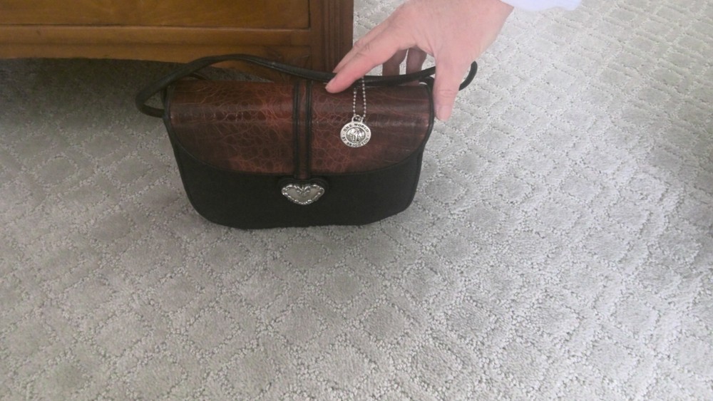 womens handbags and purses