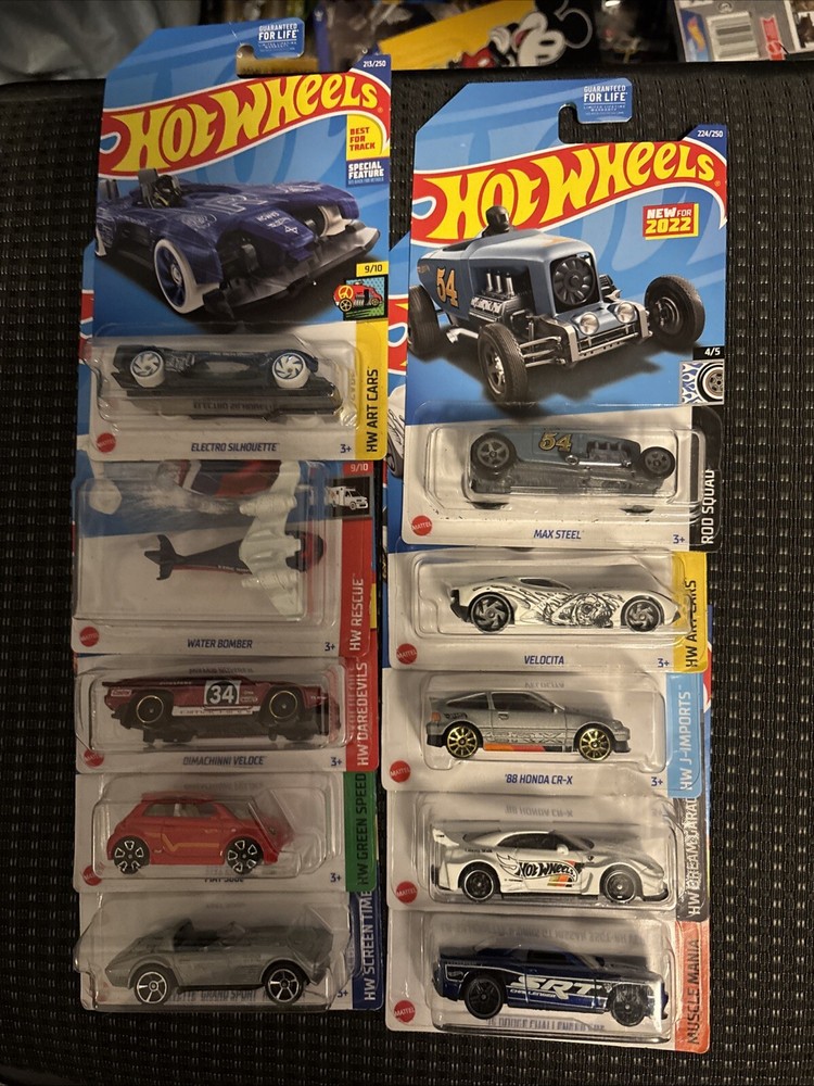 Matchbox/Hot Wheels Lot Of 10 For $13. Free Shipping/Fiat/Corvette/ Honda/Dodge
