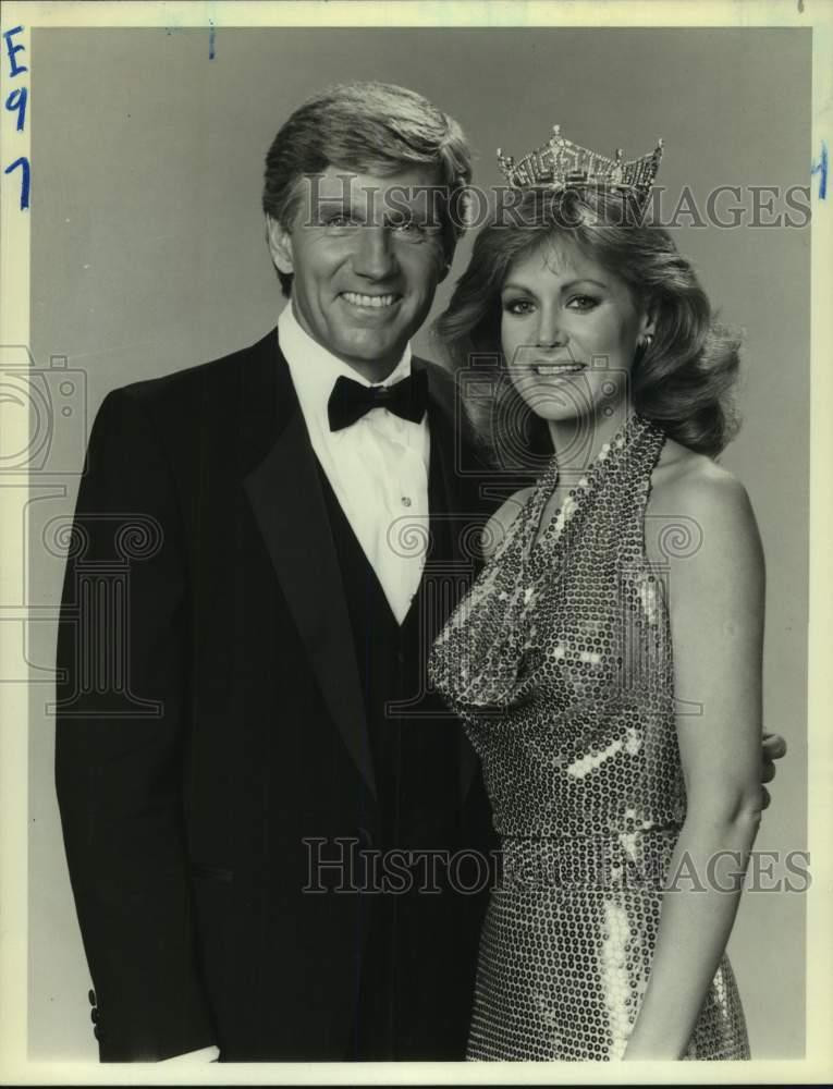 1983 Press Photo Miss America Debra Sue Maffett and Gary Collins at pageant