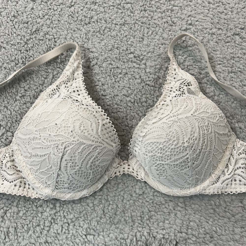 Auden Bra 32A Push Up Bra Push Up Plunge Coverage Underwire