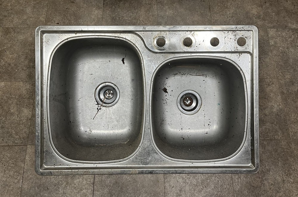 Top-Mount Drop-In 60/40 Offset Double Bowl Stainless Steel Kitchen Sink with 4 Holes