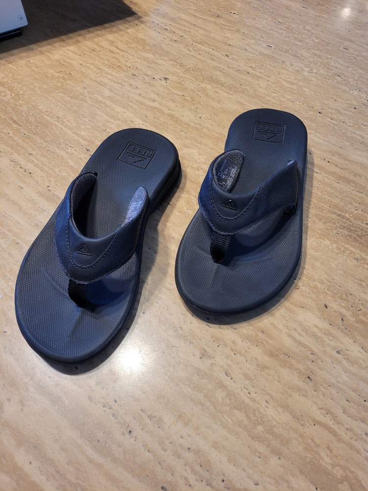 REEF Men’s Black Open Toe Flip Flop Sandals High Arc Support Size 4