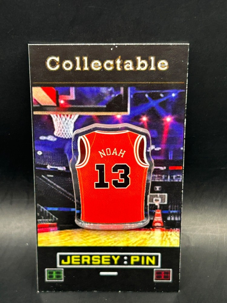 Chicago Bulls Joakim Noah jersey lapel pin-Classic RETRO Collectable