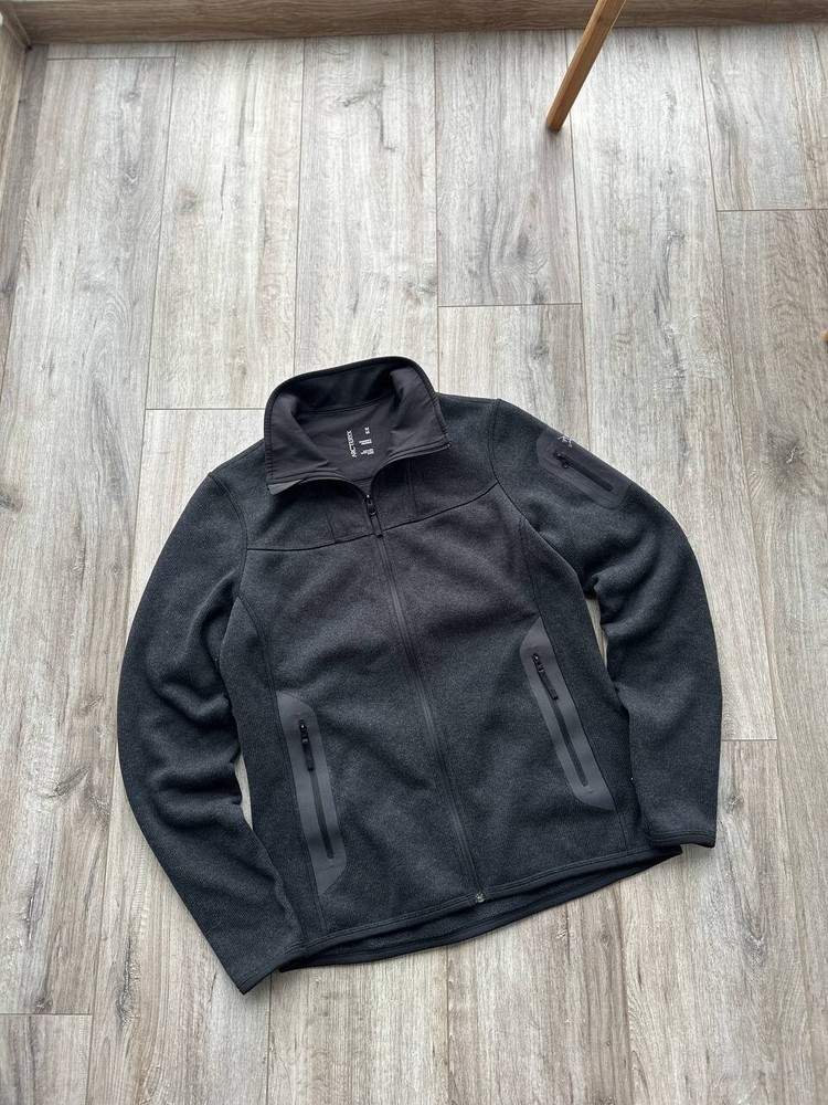 Arcteryx Women’s Medium Full Zip Fleece Sweater Jacket for Outdoor Comfort