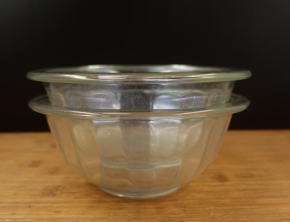 Vintage 1 Liter PYREX 322 Fluted Mixing Bowl USA