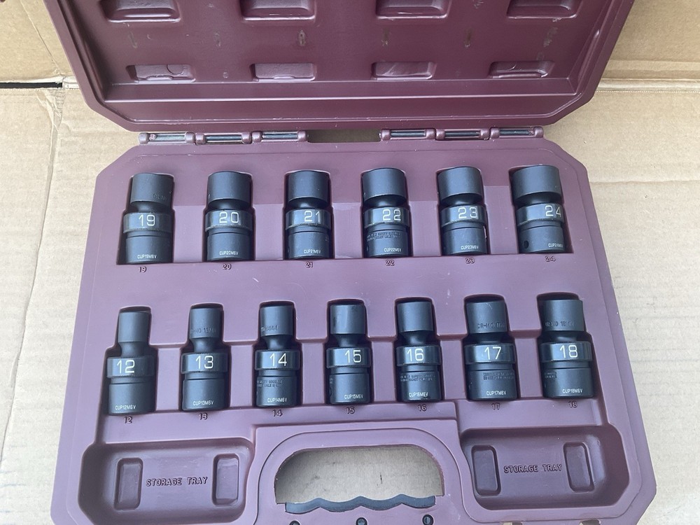 Matco Tools 13-Piece Metric Impact Swivel Socket Set 12mm to 24mm