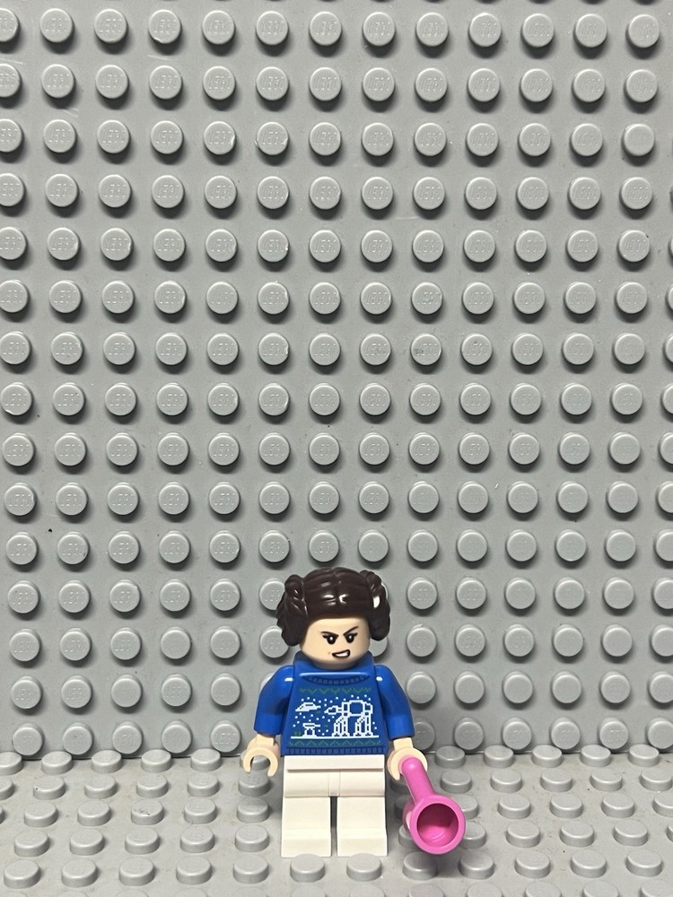 LEGO Star Wars Leia with Christmas Sweater from Advent Calendar