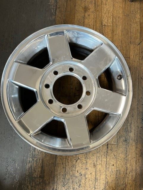 Wheel 17x8 Aluminum 6 Spoke Smooth Spokes Fits 10-13 DODGE 2500 PICKUP 559283