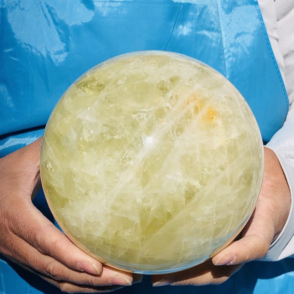 3910G Natural Yellow Quartz Crystal Ball Sphere Mineral Specimen 2833