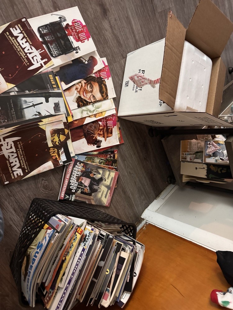 Comic Books Lot Of 190