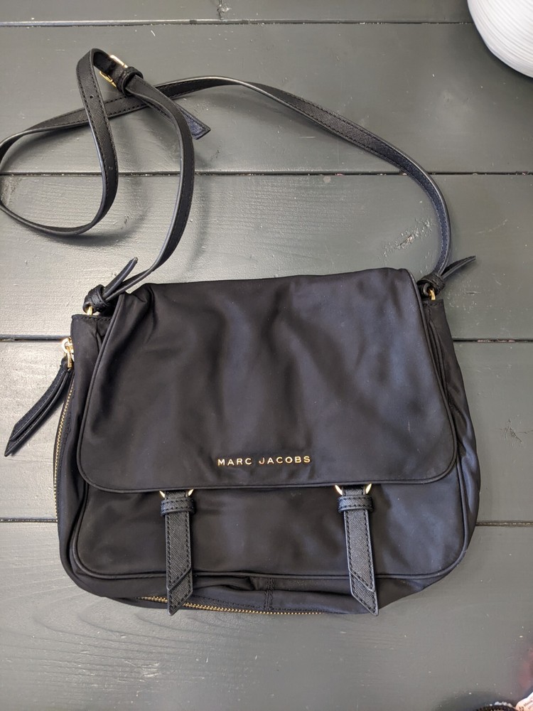 MARC JACOBS Zip That Small Messenger Bag Blk Nylon Leather Trim Crossbody Purse