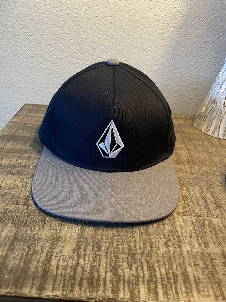 MENS VOLCOM Dark Blue & Gray SnapBack Adjustable Hat Cap |  ONE SIZE New WO Tag