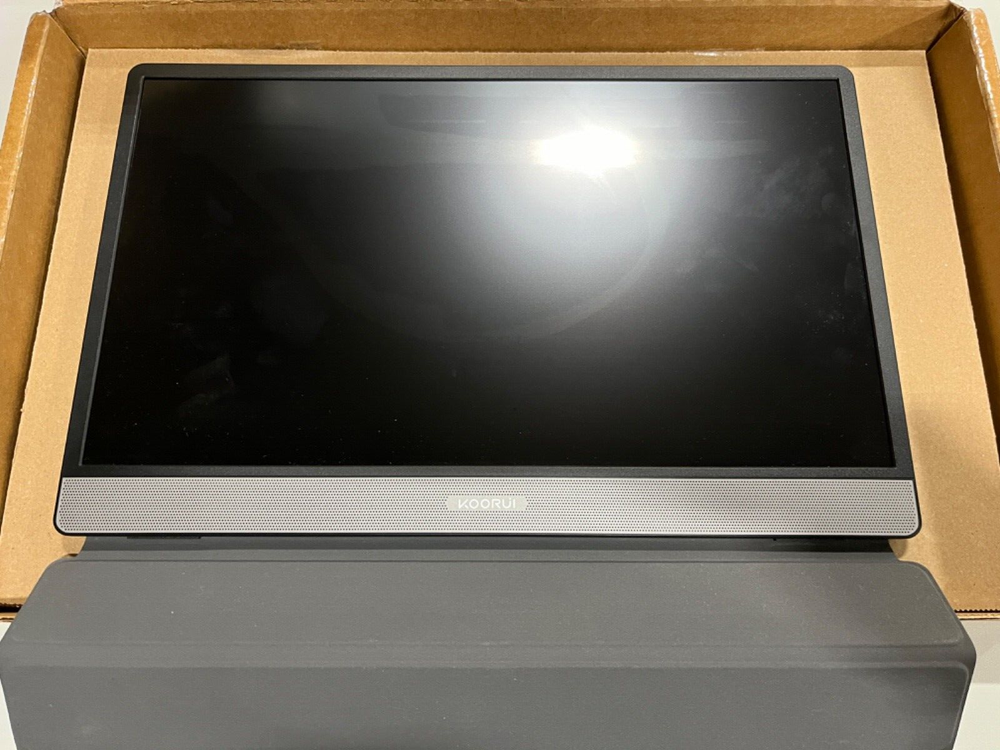 KOORUI Portable Monitor 15.6