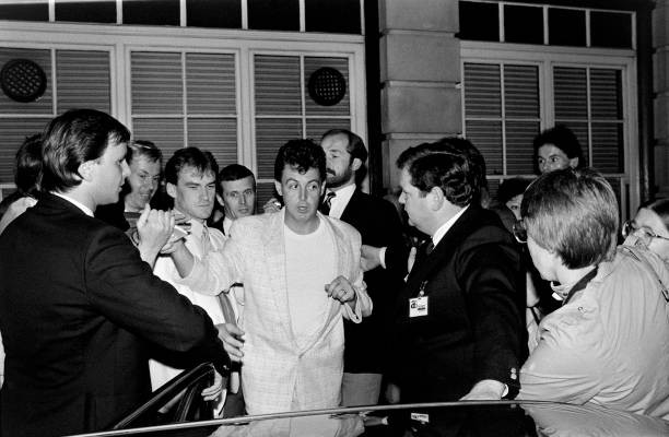Former Beatle Paul McCartney gets into a car in London 1984 Old Photo 3