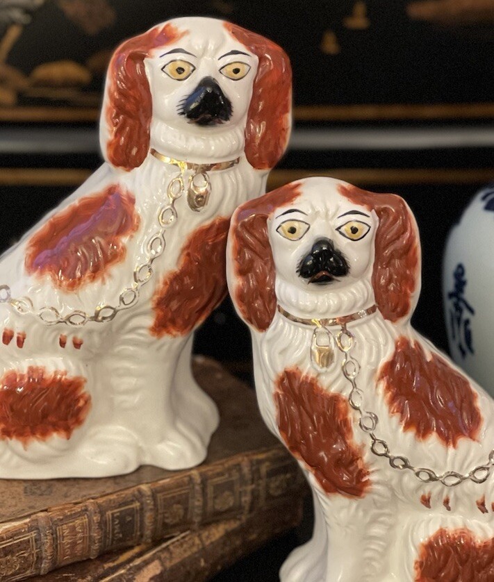 Stunning Rare 19C Russet English Staffordshire Fox Spaniel Mantle Dog Pair 7.75”