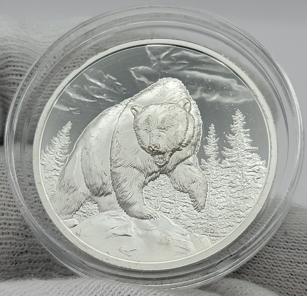 2023 Canadian Great Hunters Grizzly Bear UHR 1 oz Silver Proof Coin