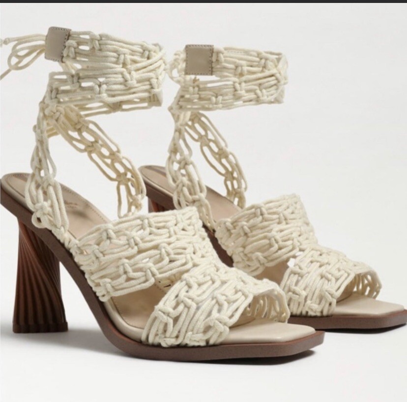 Vince Camuto Harliegh Ivory Wrapped Heel Sandal Size 6  