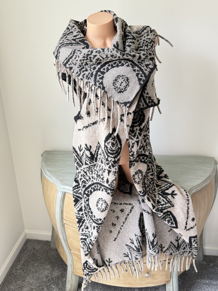 Italian Wool Duster Sweater Vest with Aztec Fringe in Ecru & Black