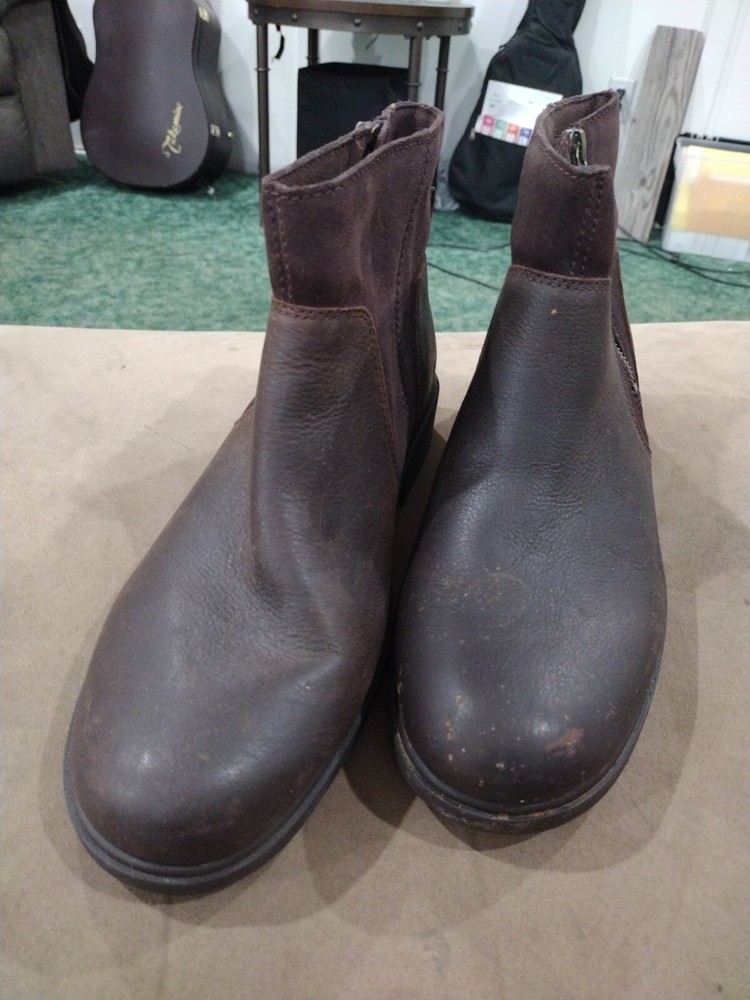 Brown Leather UGG Boots  In Size 10. Women's