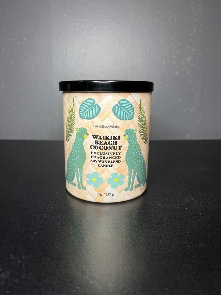 BBW White Barn Single Wick Scented Candles & Holders on Clearance-image