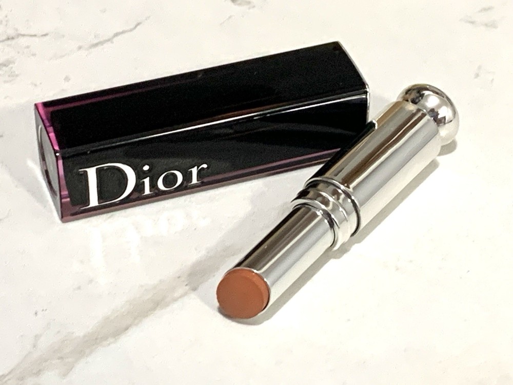 Dior Addict Hydrating Shine Lipstick in 323 Nude Desert full size new without box