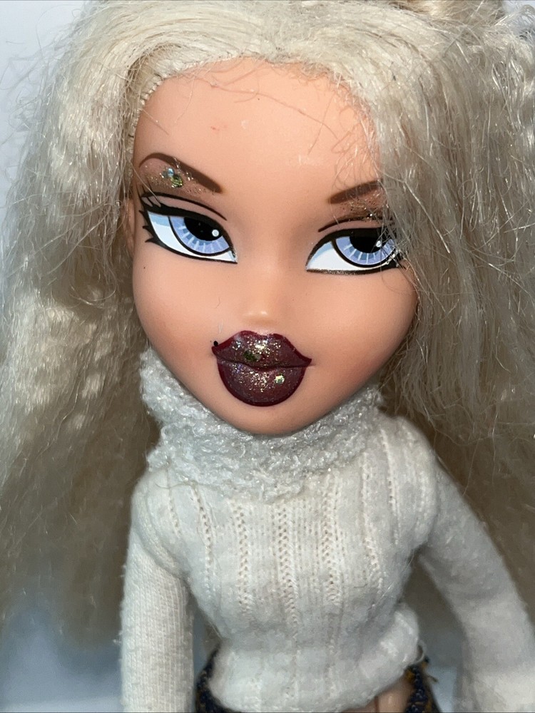 Bratz Wintertime Wonderland Cloe Doll