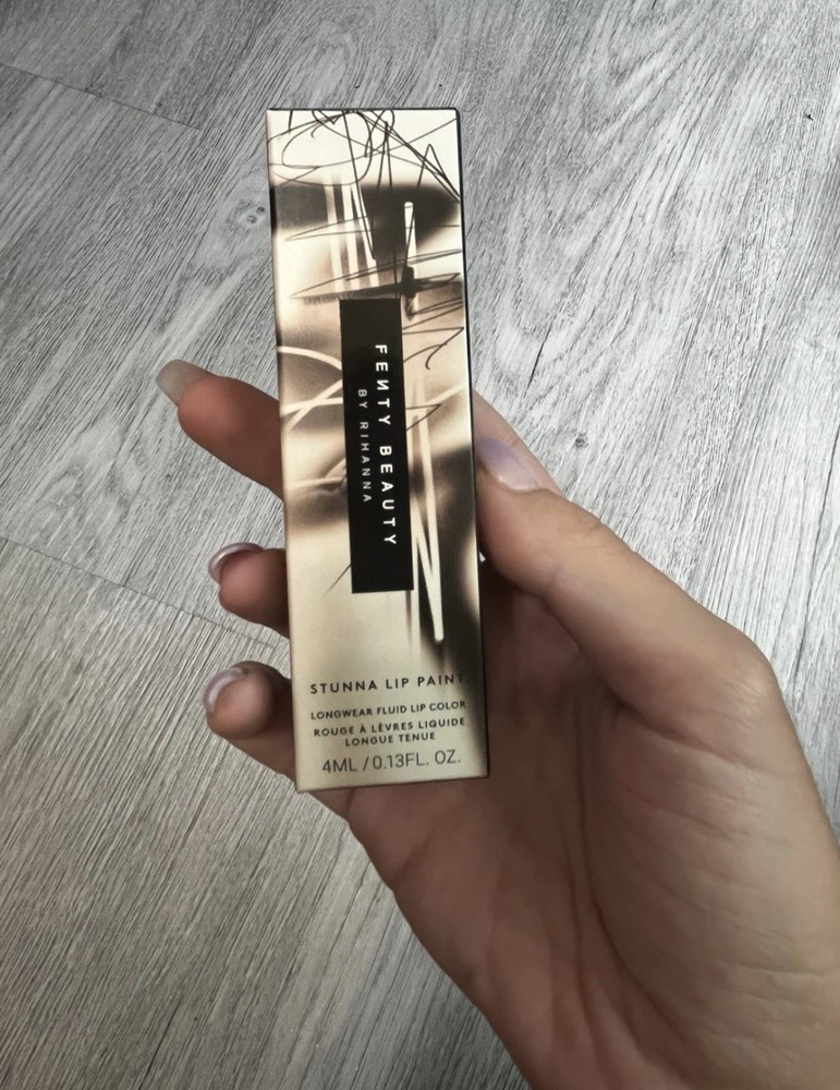 Fenty Beauty Stunna Lip Paint Longwear Liquid Lipstick