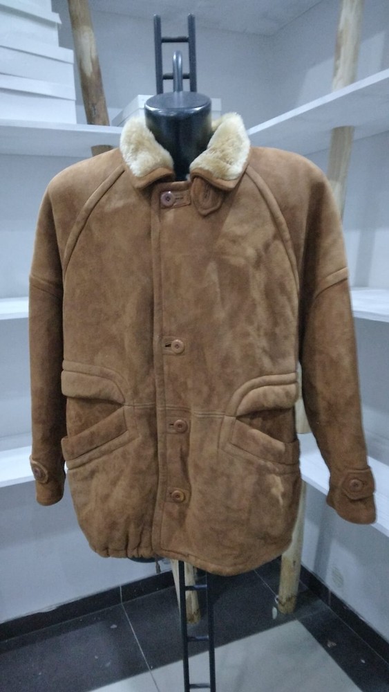 Pre-owned Shearling Men Light Brown Size 50 MG093LZ
