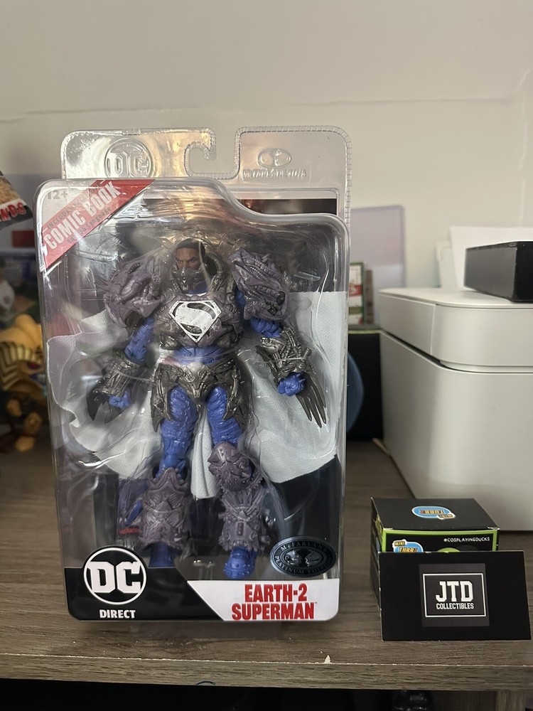 Mcfarlane Toys DC Multiverse Earth-2 Superman Platinum Edition Chase Figure
