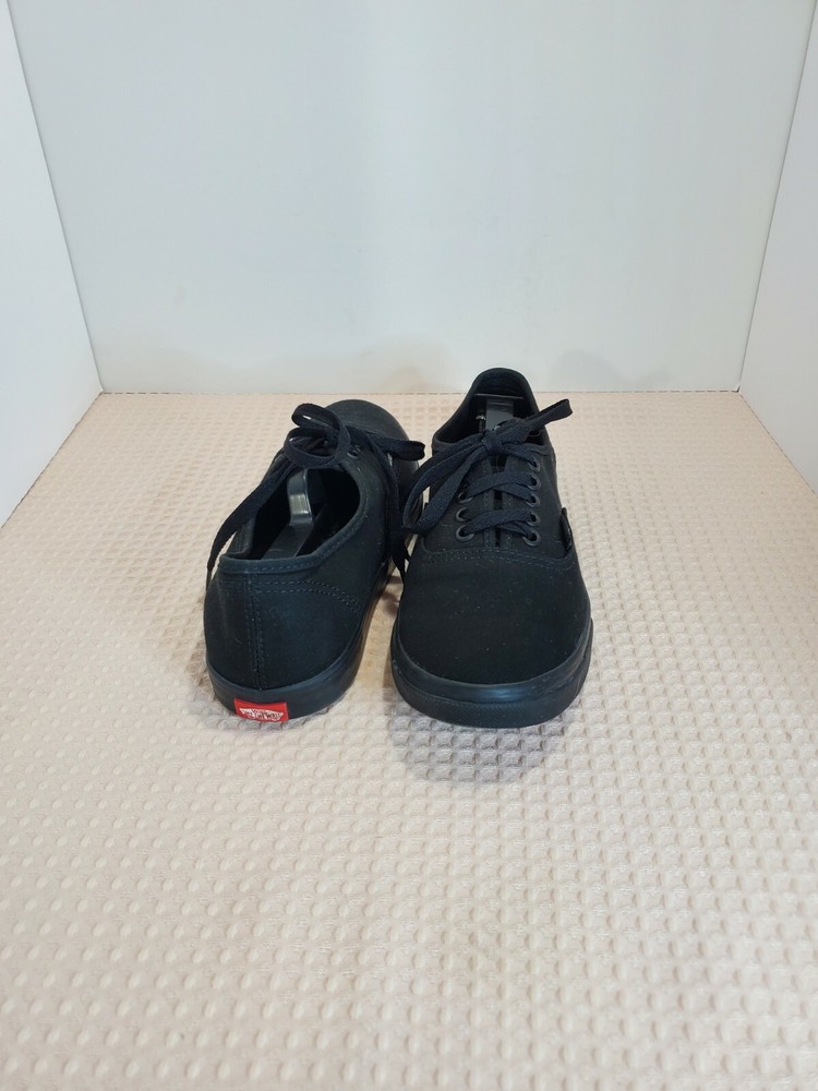 Vans Classic Black Lace Up Sneakers Style # 721356  Womens 7.5