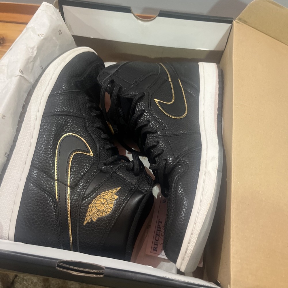 Size 12 - Air Jordan 1 Retro OG High City of Flight 2018 555088-031