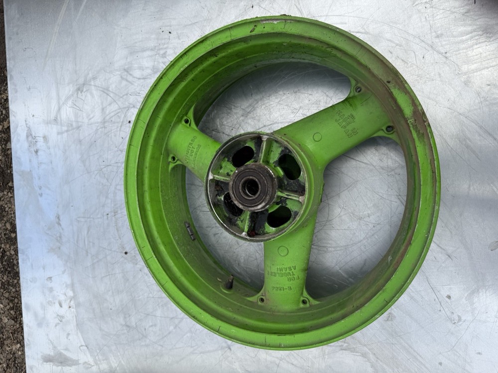 Kawasaki ZX7 ZX 7 Ninja Rear Wheel Rim Bearing Tyre Hub OEM Genuine ZXR750 750