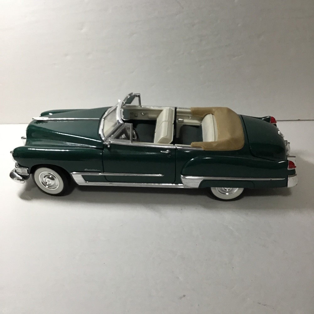 Road Legands, Cadillac Coupe Deville , ￼Convertible 1/18 scale: