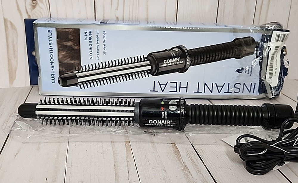 Conair Instant Heat 3/4 Inch Styling Brush with Turbo Boost Open Box New
