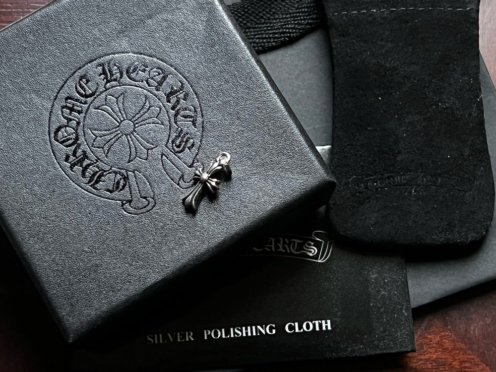AUTHENTIC CHROME HEARTS BABY FAT PENDANT