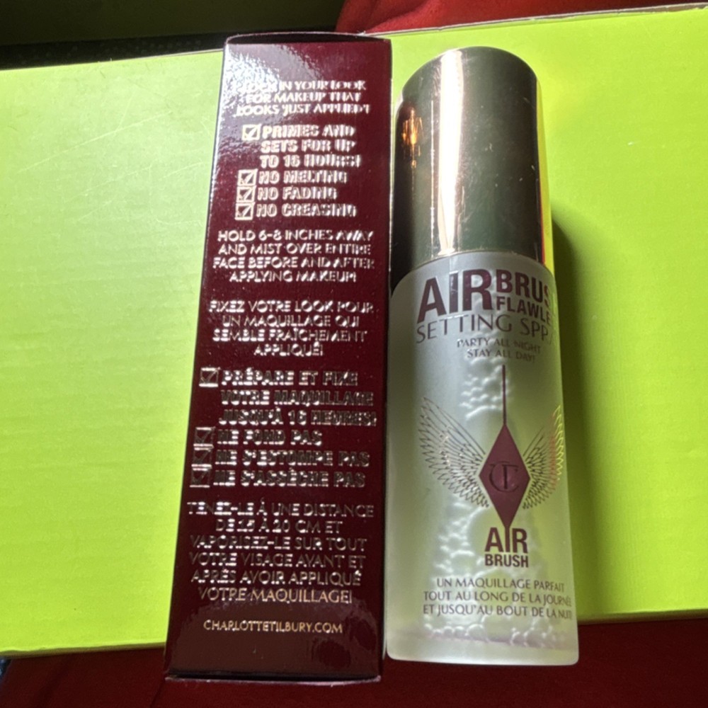 Charlotte Tilbury AIRbrush Flawless Setting Spray Clear, Primes, Long Lasting