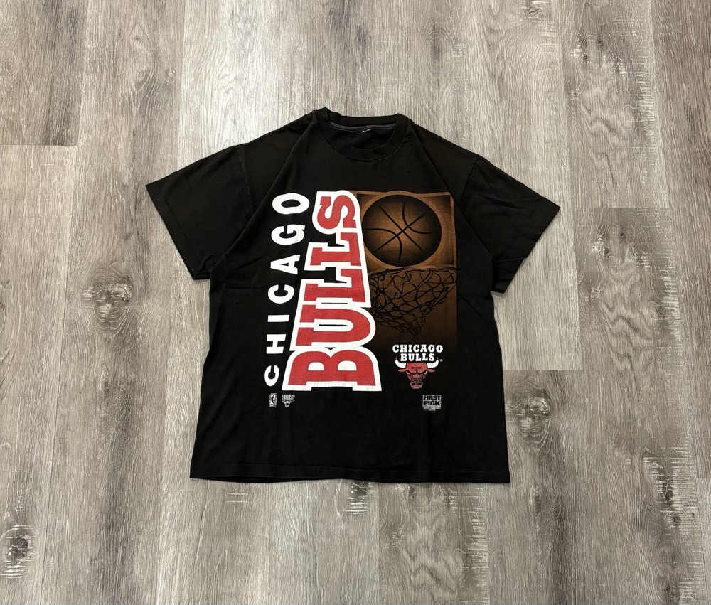 Vintage 90s Chicago Bulls NBA Graphic Tee Black Single Stitch First Pick Size M