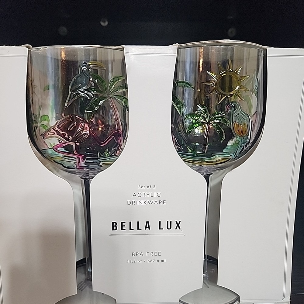 Bella Lux BPA-Free Acrylic Wine Glasses with Tropical Design  