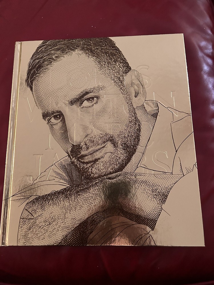 Louis Vuitton Marc Jacobs Rizzoli Book   in French language