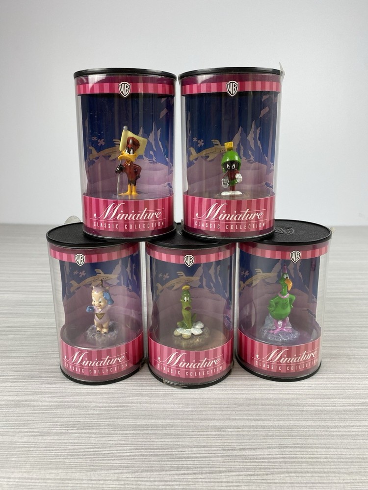 Rare WB Mini Figures Lot of 5 - Marvin Martian Daffy Porky K-9