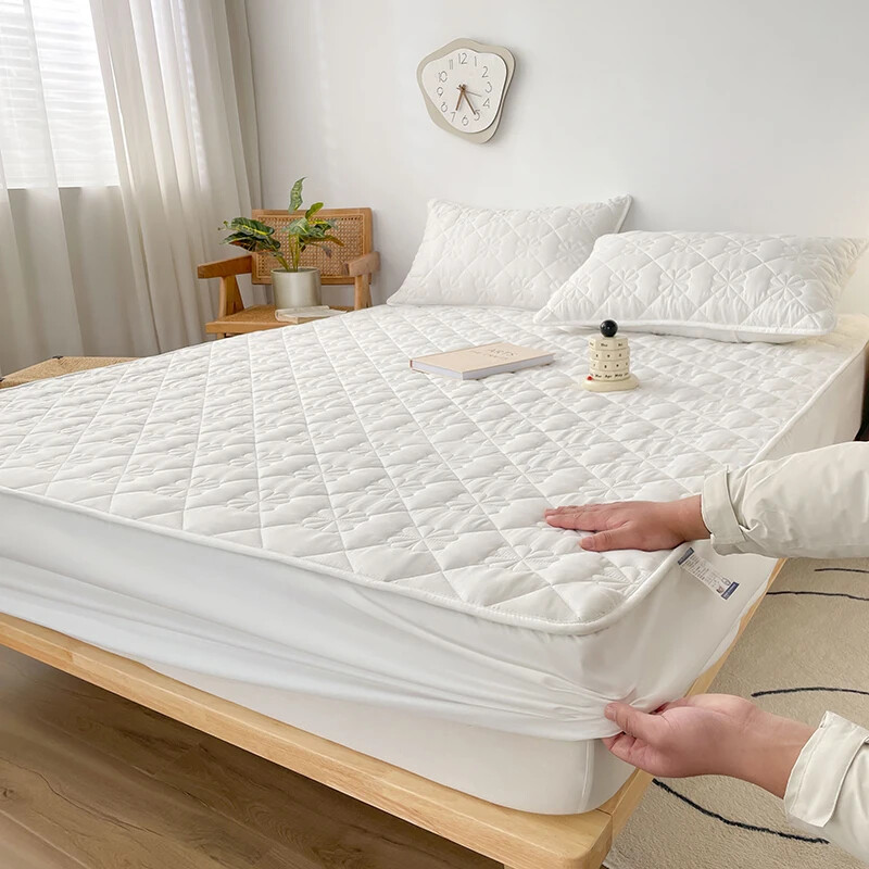 Quilted Breathable Anti-Bacterial Fitted Mattress Protector Cover  