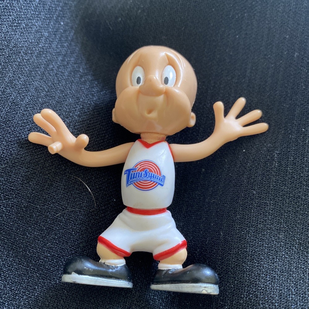 So cute￼ Vintage 1996 Elmer Fudd Space Jam Basketball 2
