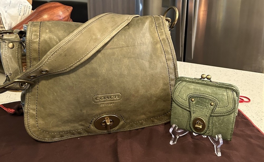 Rare Vintage  Y2K Coach 65 Th anniversary 11134 Handbag With  Wallet GREEN.