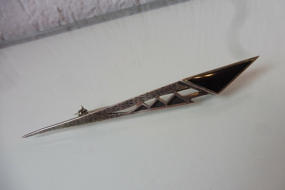 Beautiful, old brooch, 925 silver with onyx, pin, 10.2cm