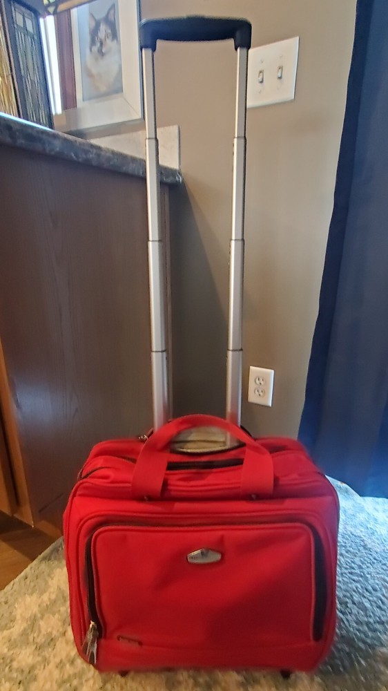 Ricardo Beverly Hills Red Carry-On Luggage 17x14x9 Used Twice with Wheels