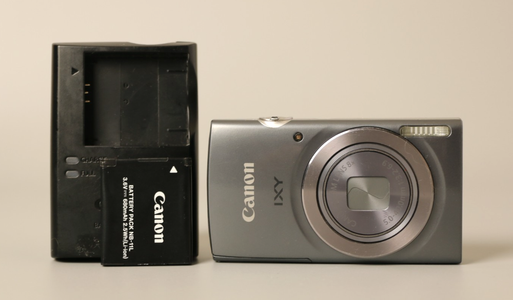 Canon IXY 150 Silver PowerShot ELPH 160 IXUS 160 20MP Digital Camera 8x Zoom
