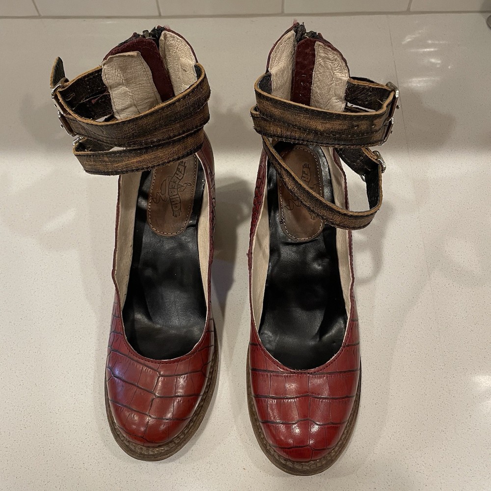 Freebird Randi Red Croc Embossed Shoes Heels Womens Size 8 Ankle Straps