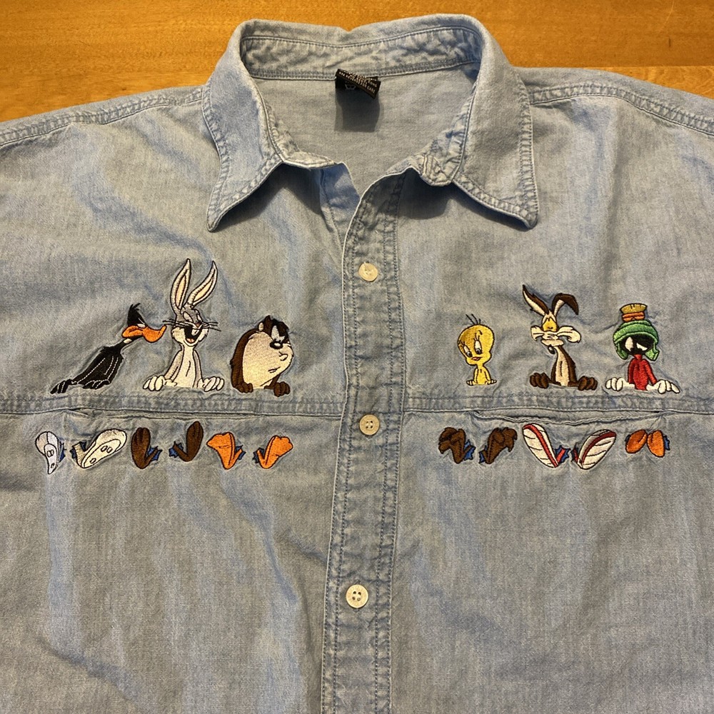 VTG Warner Bros Looney Tunes Denim Shirt Large Bugs Bunny Taz Tweety Missing Button