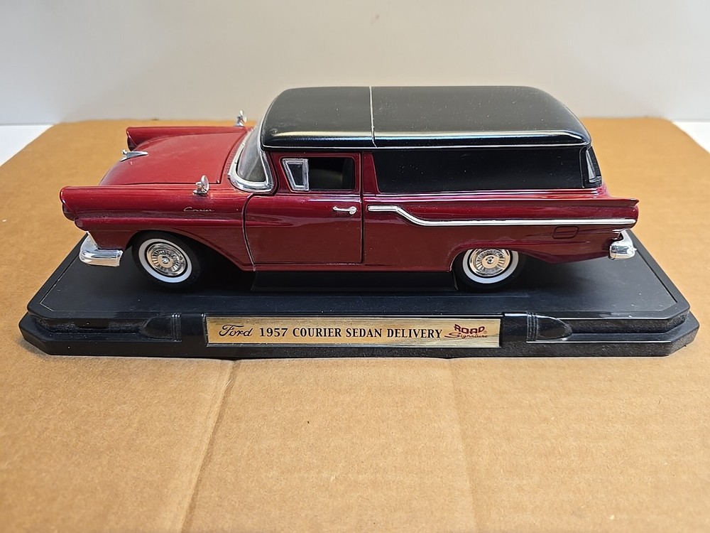 1957 Ford Courier Sedan Delivery 1:18 Scale