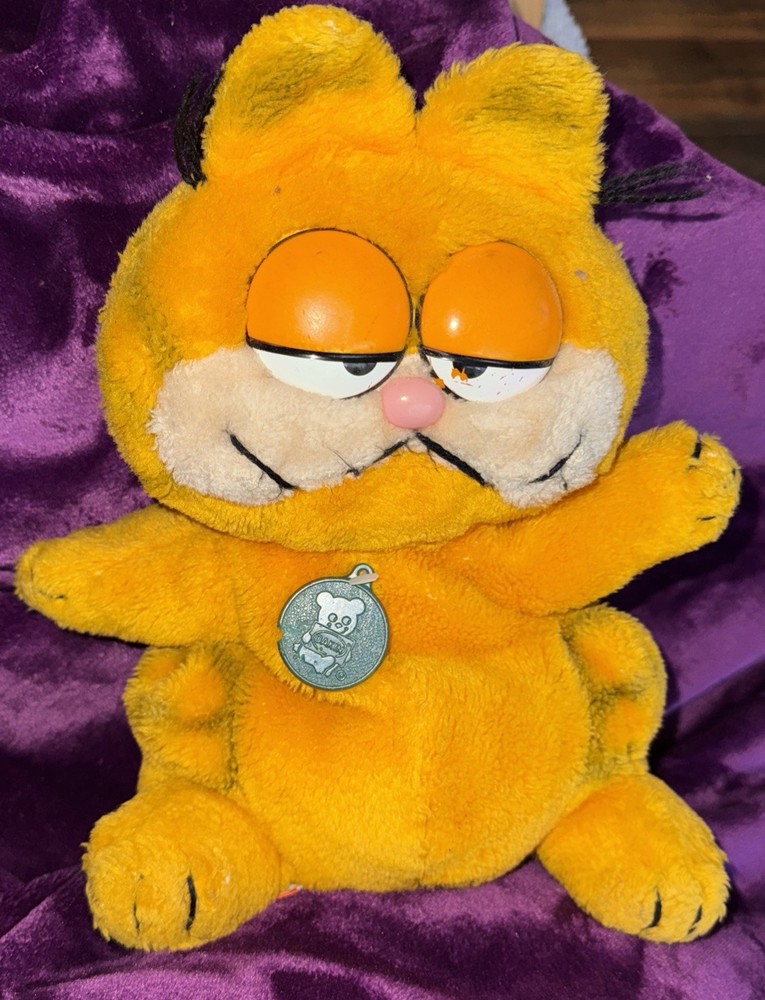 Vintage 1978, 1981 Garfield Plush Hand Puppet 12” - R. Dakin Co. Jim Davis